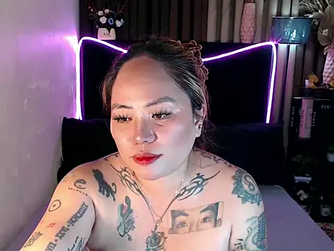 Snapshot of EstellaStarXxx chatting on May 2026 04:23:02 PM EstellaStarXxx online show from May 2026 04:23:02 PM