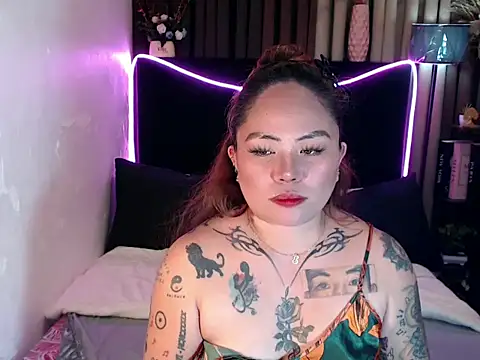 Snapshot of EstellaStarXxx chatting on May 2026 04:02:02 PM EstellaStarXxx online show from May 2026 04:02:02 PM