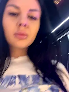 KenyaCruz online show from October 2025 09:38:01 PM