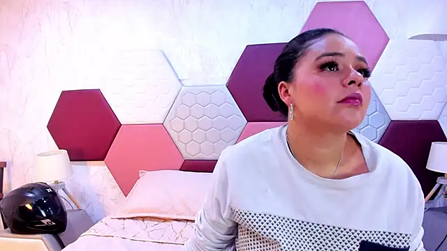 ArielleWilde online show from November 2025 04:04:01 AM