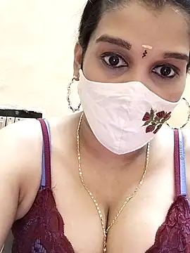 Snapshot of amelia-rani chatting on May 2026 12:21:01 PM amelia-rani online show from May 2026 12:21:01 PM