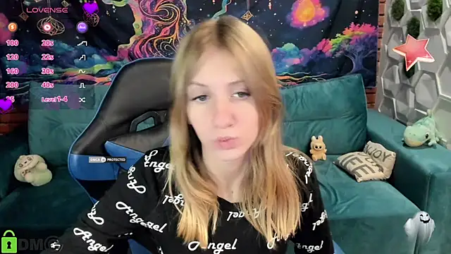 Olisa fox online show from October 2025 07:16:02 PM