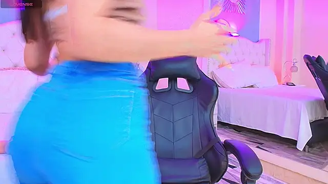 Snapshot of Kya_Wild chatting on September 2025 10:22:02 PM Kya Wild online show from September 2025 10:22:02 PM