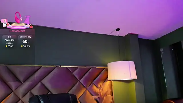 Snapshot of Kya_Wild chatting on September 2025 06:07:01 AM Kya Wild online show from September 2025 06:07:01 AM