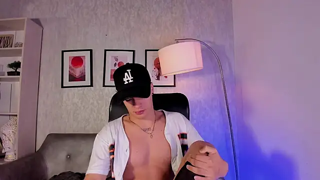 BenitoSaenz online show from November 2025 11:52:02 AM