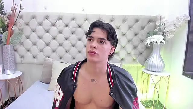 BenitoSaenz online show from January 2026 07:51:02 PM