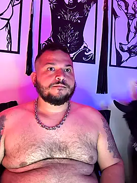 DannyBearrr online show from October 2025 03:04:01 AM