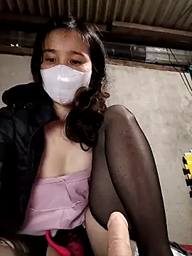 Baby-sexyass96 online show from December 2025 09:44:01 PM