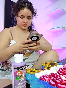 SeleneLuminari8 online show from April 2026 01:23:01 PM