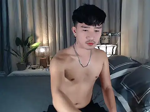 Snapshot of cute_richard24 chatting on November 2025 06:04:02 PM cute richard24 online show from November 2025 06:04:02 PM