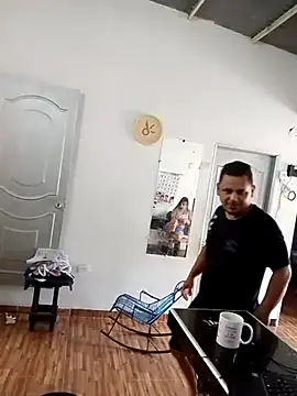 ltoro15 online show from November 2025 03:58:01 PM