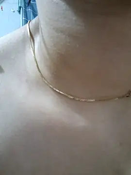 Suna Lina online show from October 2025 12:41:02 PM