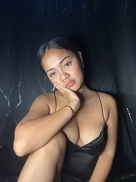 Lovingyou143xx online show from May 2026 02:11:02 PM