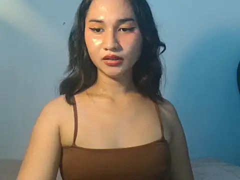 Snapshot of lava_lux chatting on July 2026 04:11:02 PM lava lux online show from July 2026 04:11:02 PM