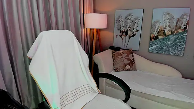 priyarose online show from September 2025 08:19:01 PM