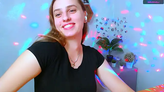 AmandaDimond  online show from October 2025 01:26:02 PM