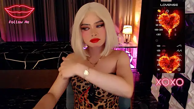 BigCockMaxineTS online show from November 2025 08:55:01 PM