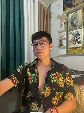 xshyboyx online show from June 2026 12:20:02 PM