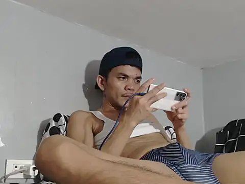 Natsboii online show from April 2026 10:00:01 AM