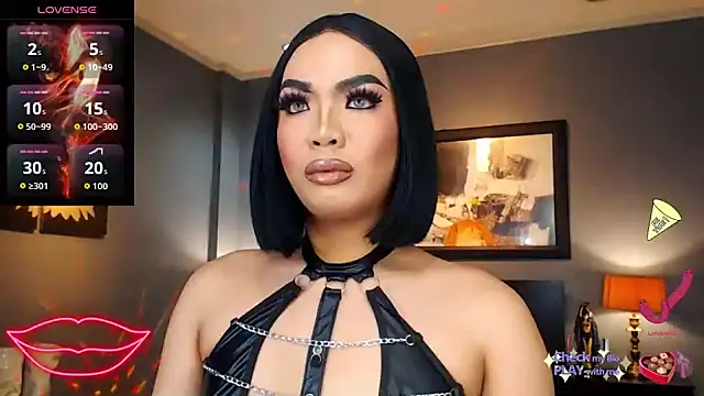 Snapshot of FridaHumphrey chatting on September 2025 05:05:02 PM FridaHumphrey online show from September 2025 05:05:02 PM