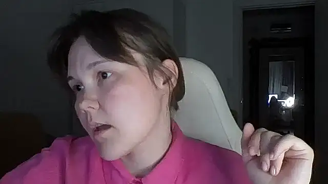 Qaynii online show from September 2025 03:28:02 PM