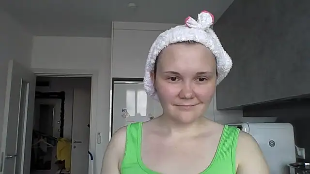 Qaynii online show from November 2025 09:44:02 AM