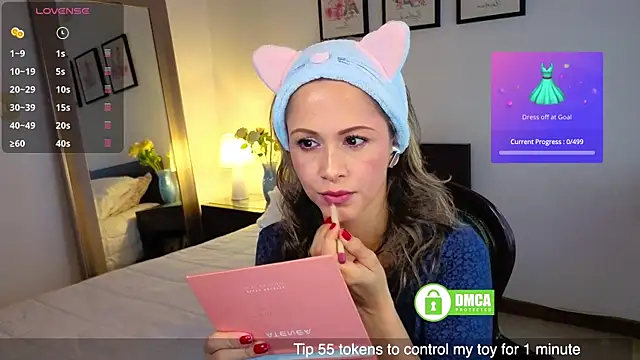 Miasiren online show from November 2025 03:11:01 PM