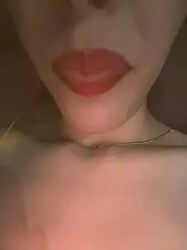 Mimisixo online show from October 2025 10:49:02 PM