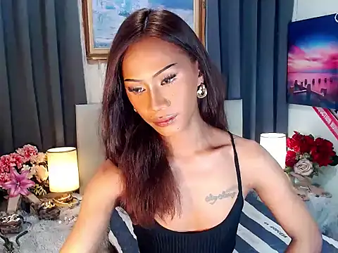 sassylatina online show from October 2025 10:02:02 AM