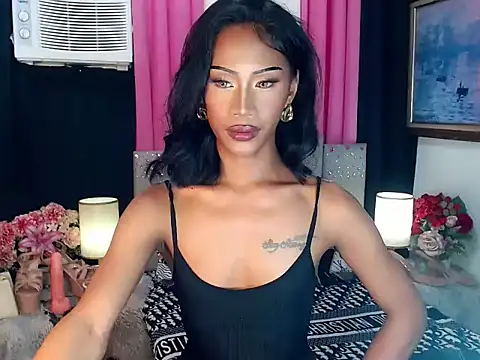 sassylatina online show from April 2026 05:26:02 PM