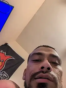 Cnutt310 online show from January 2026 12:35:01 AM