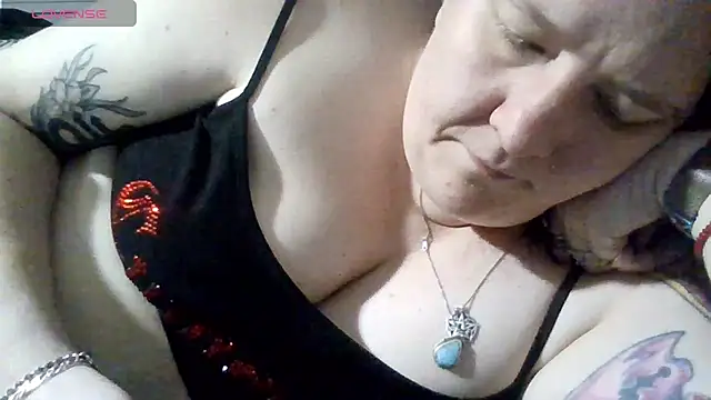 emberlynnix online show from June 2026 05:36:02 AM