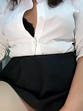 Ariana-Vy online show from January 2026 01:11:02 AM