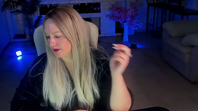 MariemLui online show from October 2025 10:16:02 AM