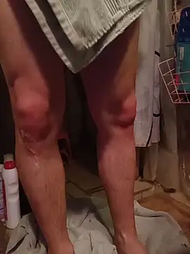 Twoslipperywhenwett online show from December 2025 03:58:02 AM