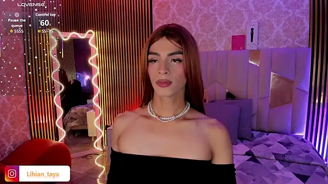 LIHIAN TAY online show from October 2025 03:31:02 AM