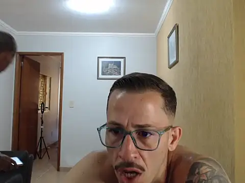 campari800 online show from January 2026 06:35:02 PM