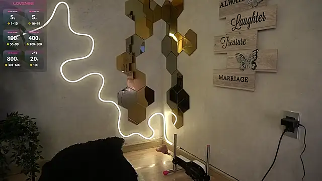 saritass  online show from April 2026 12:53:01 AM