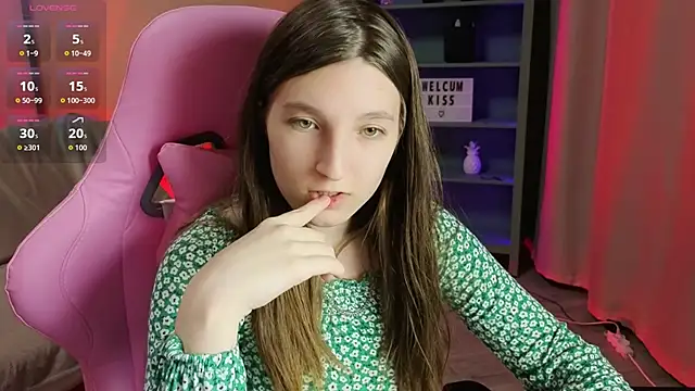 Mia Myles online show from November 2025 10:15:01 AM