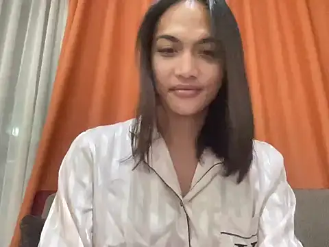 Snapshot of celina_pakers chatting on June 2026 10:43:02 PM celina pakers online show from June 2026 10:43:02 PM