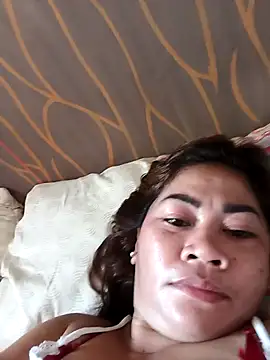 sexybitch 02 online show from April 2026 04:19:01 AM