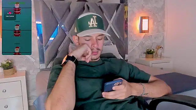 nils saint online show from November 2025 11:15:01 PM