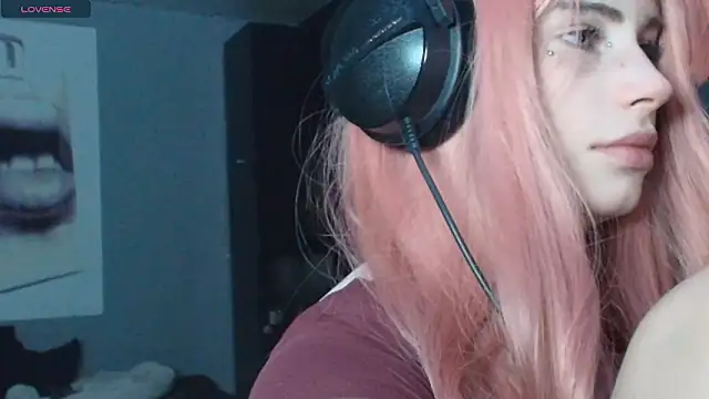 PieraMarch online show from January 2026 07:39:01 PM