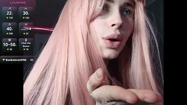 PieraMarch online show from April 2026 07:58:02 PM