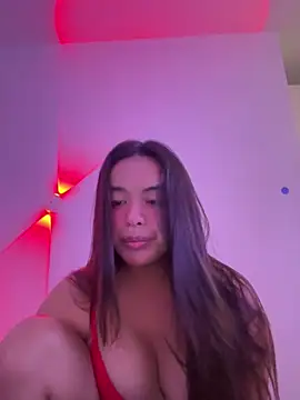 Snapshot of urasianlady chatting on October 2025 05:43:02 AM urasianlady online show from October 2025 05:43:02 AM