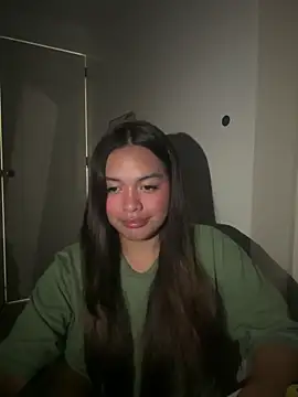 Snapshot of urasianlady chatting on October 2025 03:24:02 PM urasianlady online show from October 2025 03:24:02 PM