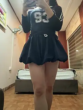 Meii-meyy online show from October 2025 02:59:01 PM