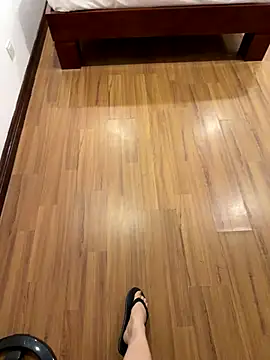 Meii-meyy online show from October 2025 07:03:01 PM