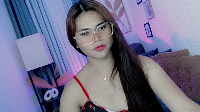 PrettyBlythes TS online show from April 2026 05:51:01 PM