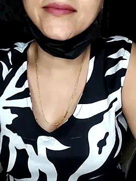 Horny Shalu online show from October 2025 06:06:01 PM